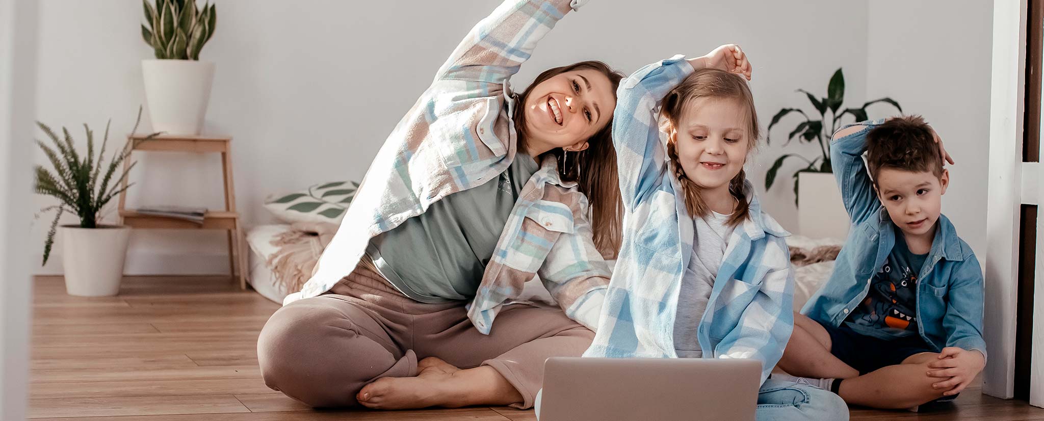 familia-aprendiendo-online